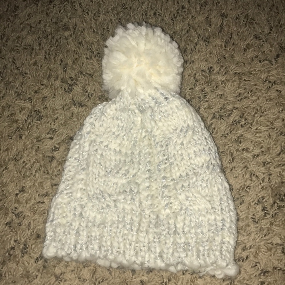 Pom Pom beanie